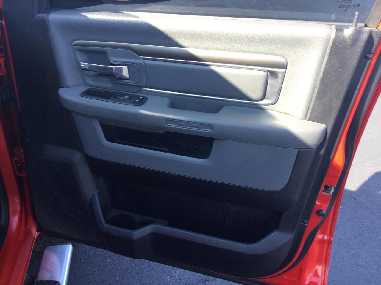 RAM 2500 4WD Crew Cab 149" Big Horn 2014