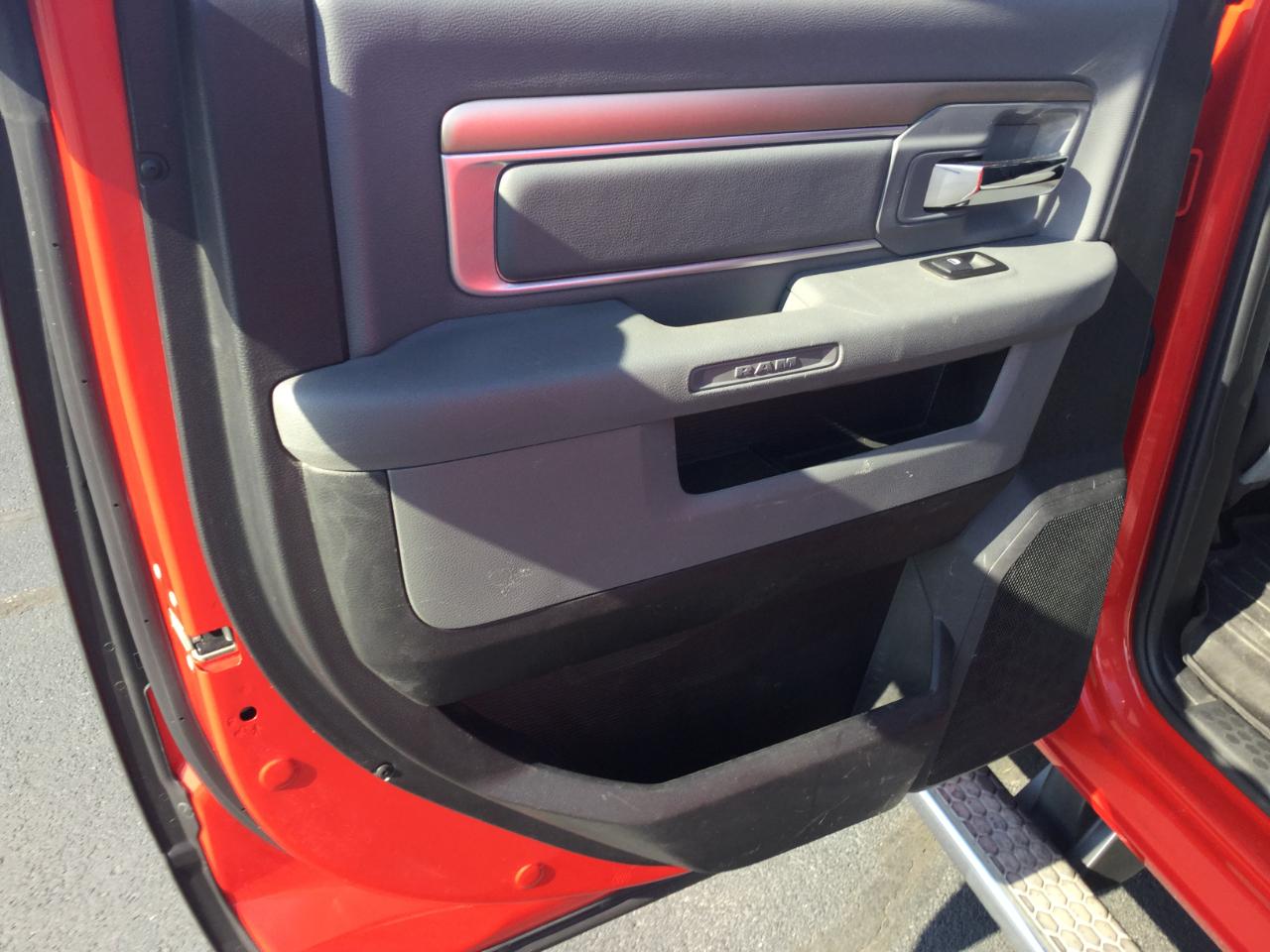 RAM 2500 4WD Crew Cab 149" Big Horn 2014