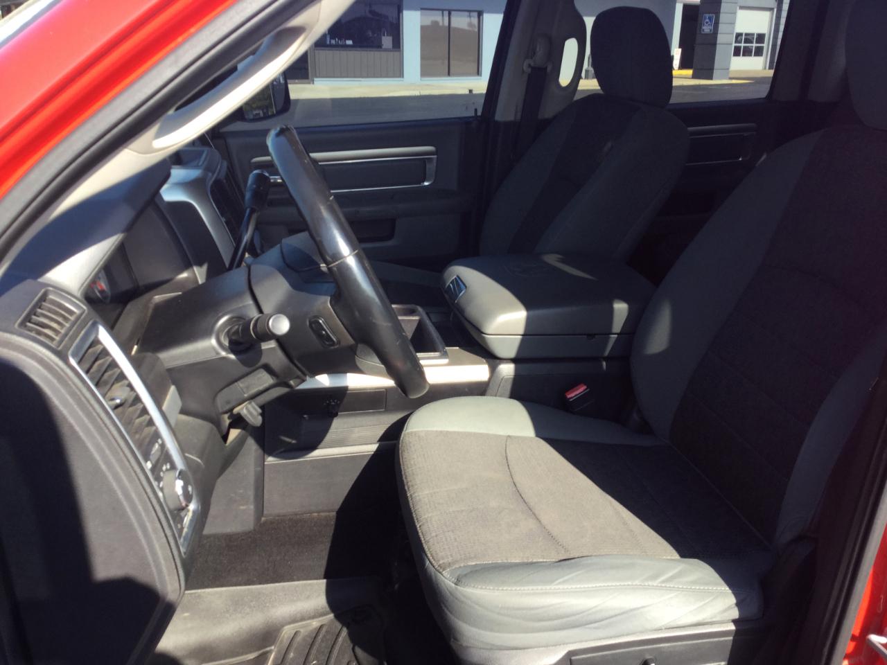 RAM 2500 4WD Crew Cab 149" Big Horn 2014