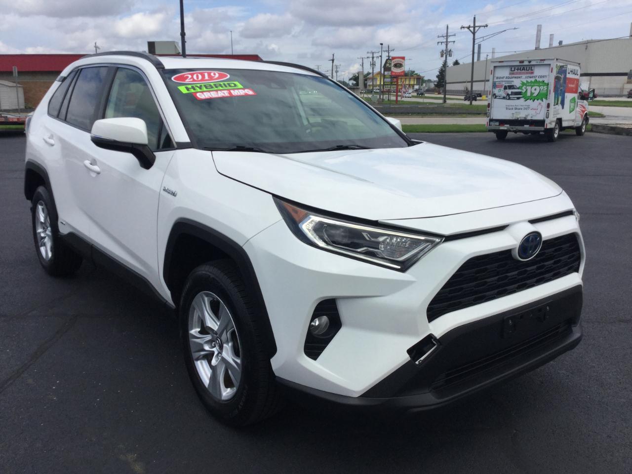 Toyota RAV4 Hybrid XLE AWD (Natl) 2019