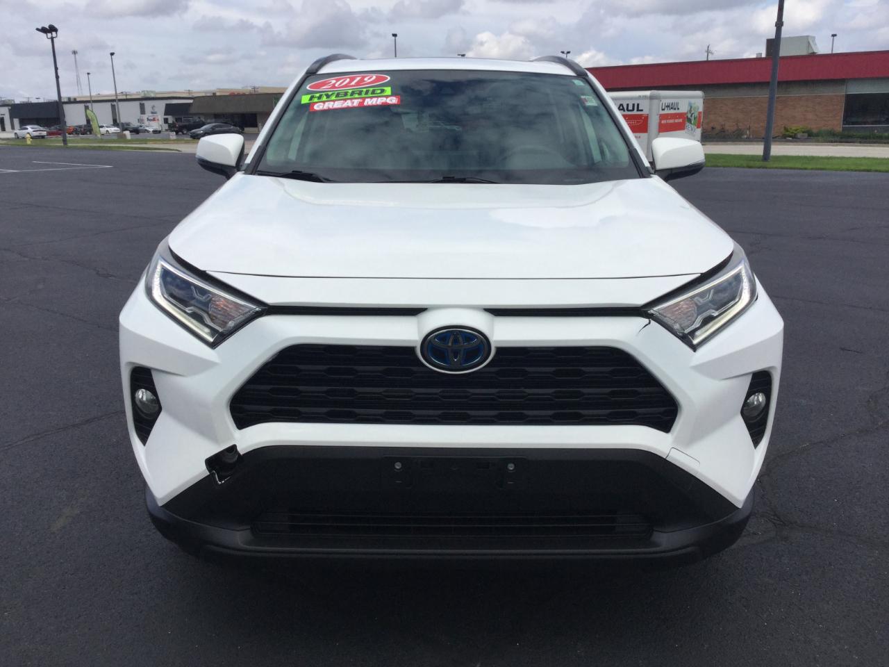 Toyota RAV4 Hybrid XLE AWD (Natl) 2019