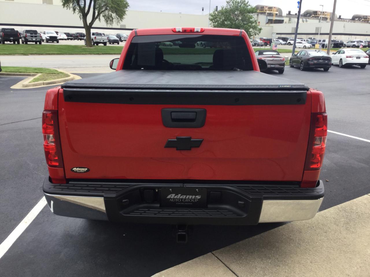 Chevrolet Silverado 1500 4WD Reg Cab 119.0" LS 2011