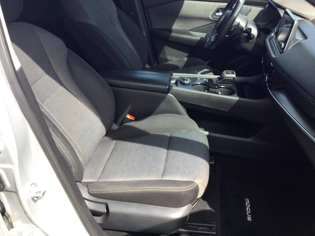 Nissan Rogue AWD SV 2022