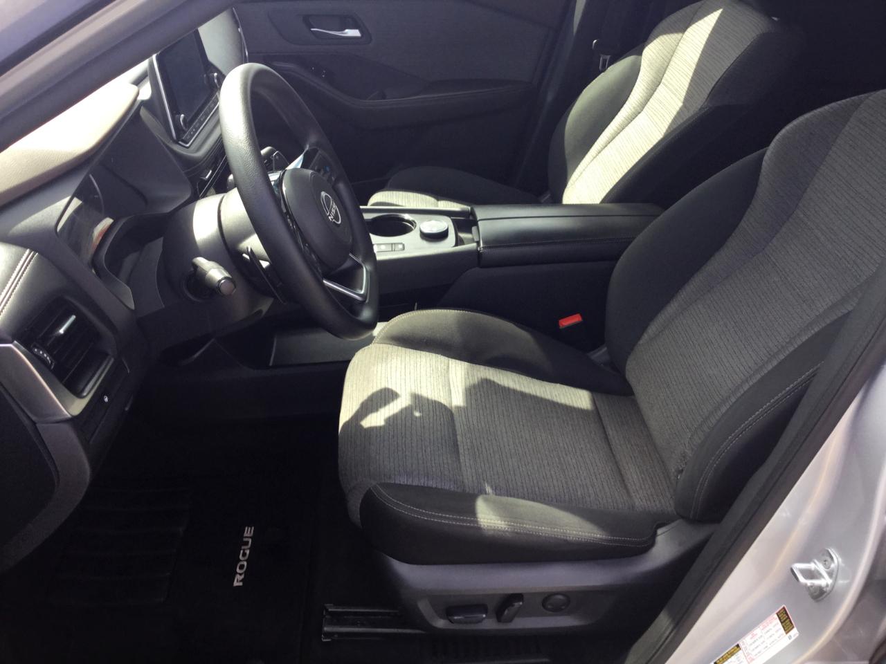 Nissan Rogue AWD SV 2022