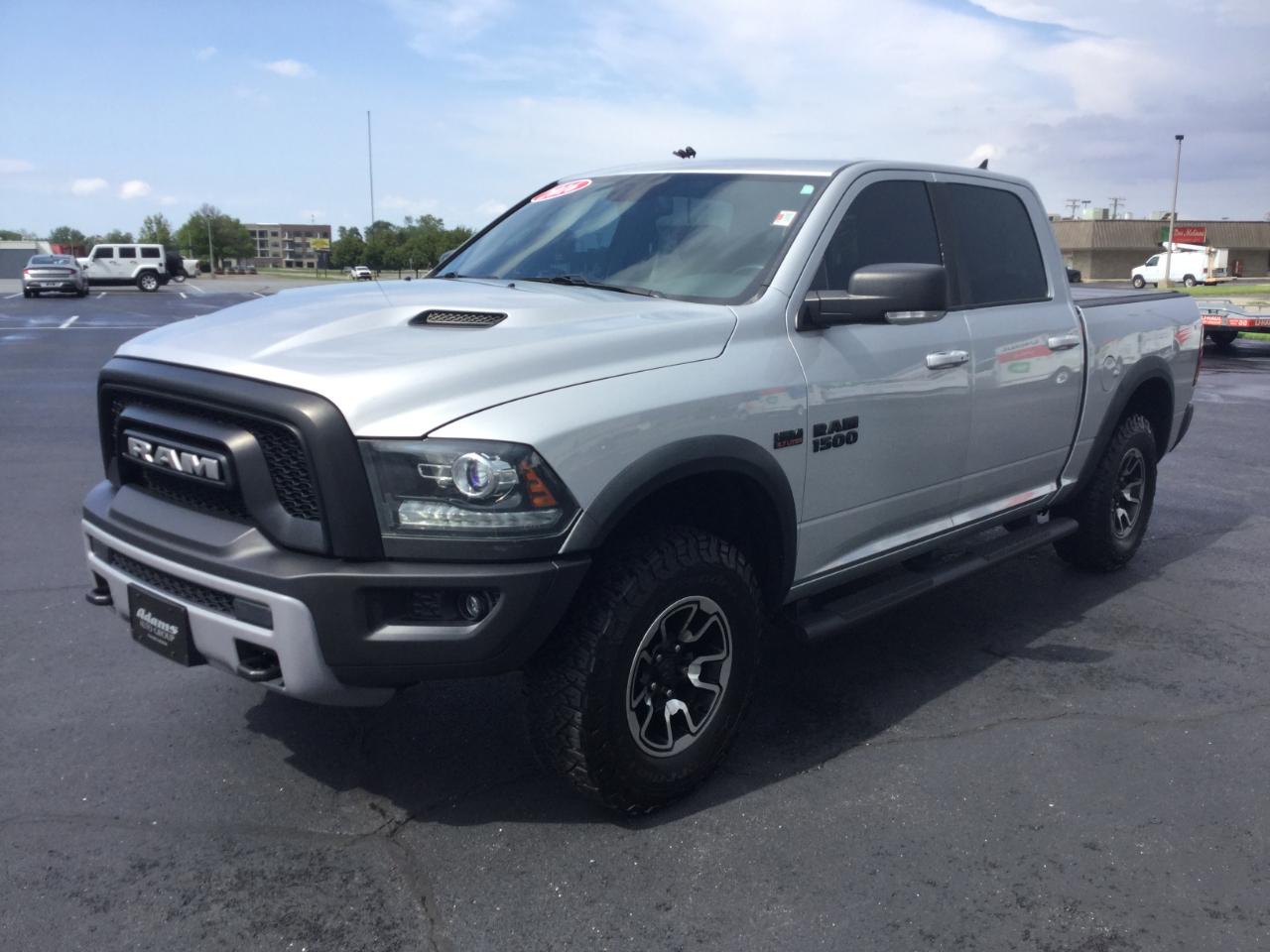 RAM 1500 4WD Crew Cab 140.5" Rebel 2016