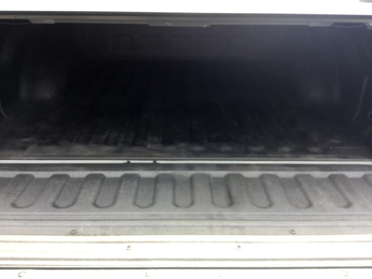 RAM 1500 4WD Crew Cab 140.5" Rebel 2016