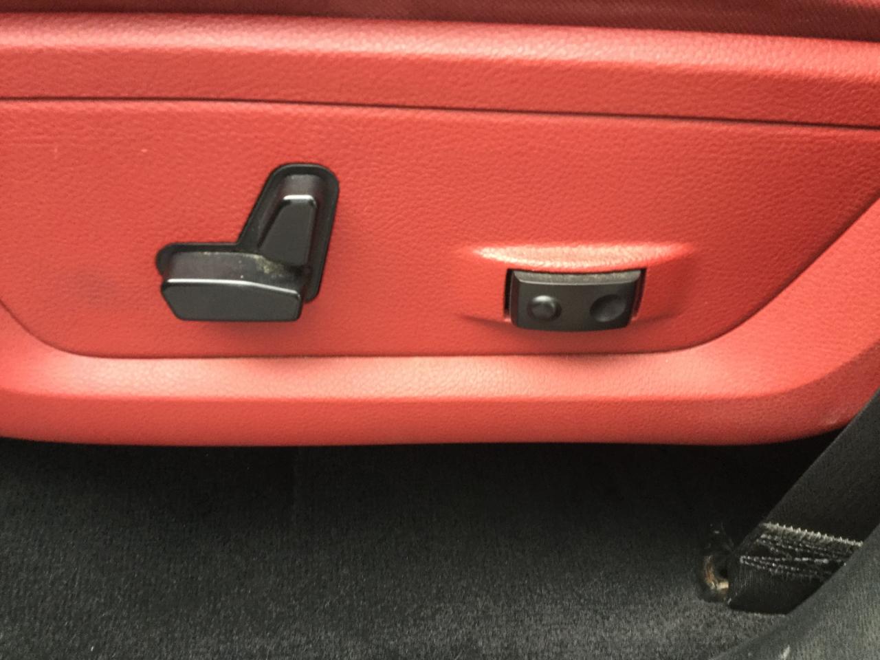 RAM 1500 4WD Crew Cab 140.5" Rebel 2016