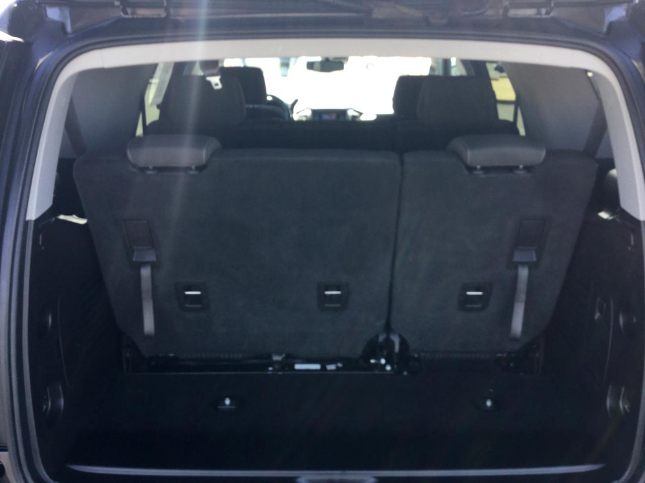 Chevrolet Tahoe 4WD 4dr LS 2015