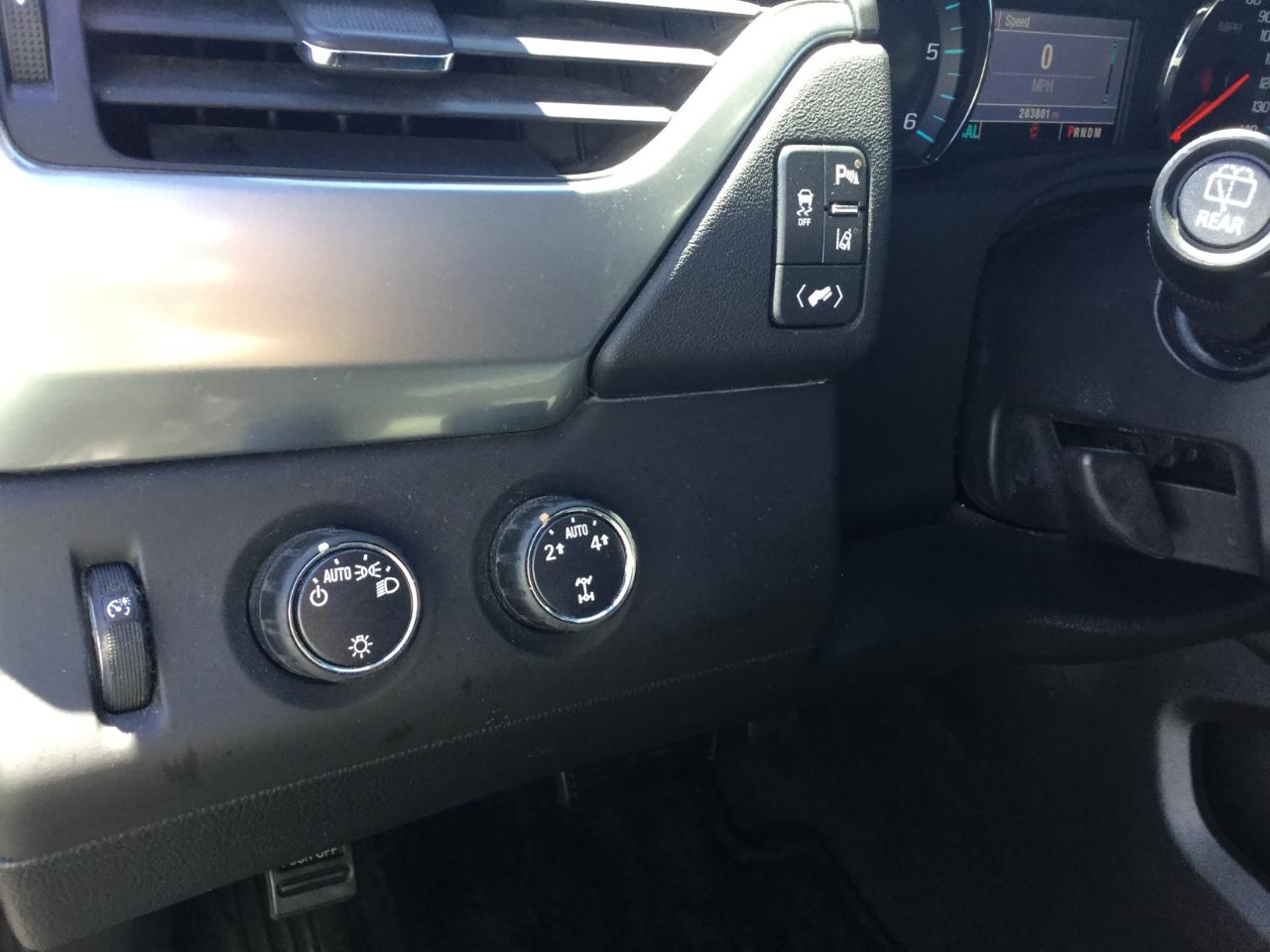 Chevrolet Tahoe 4WD 4dr LS 2015