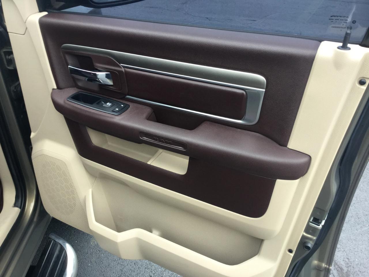 RAM 1500 2WD Quad Cab 140.5" SLT 2013
