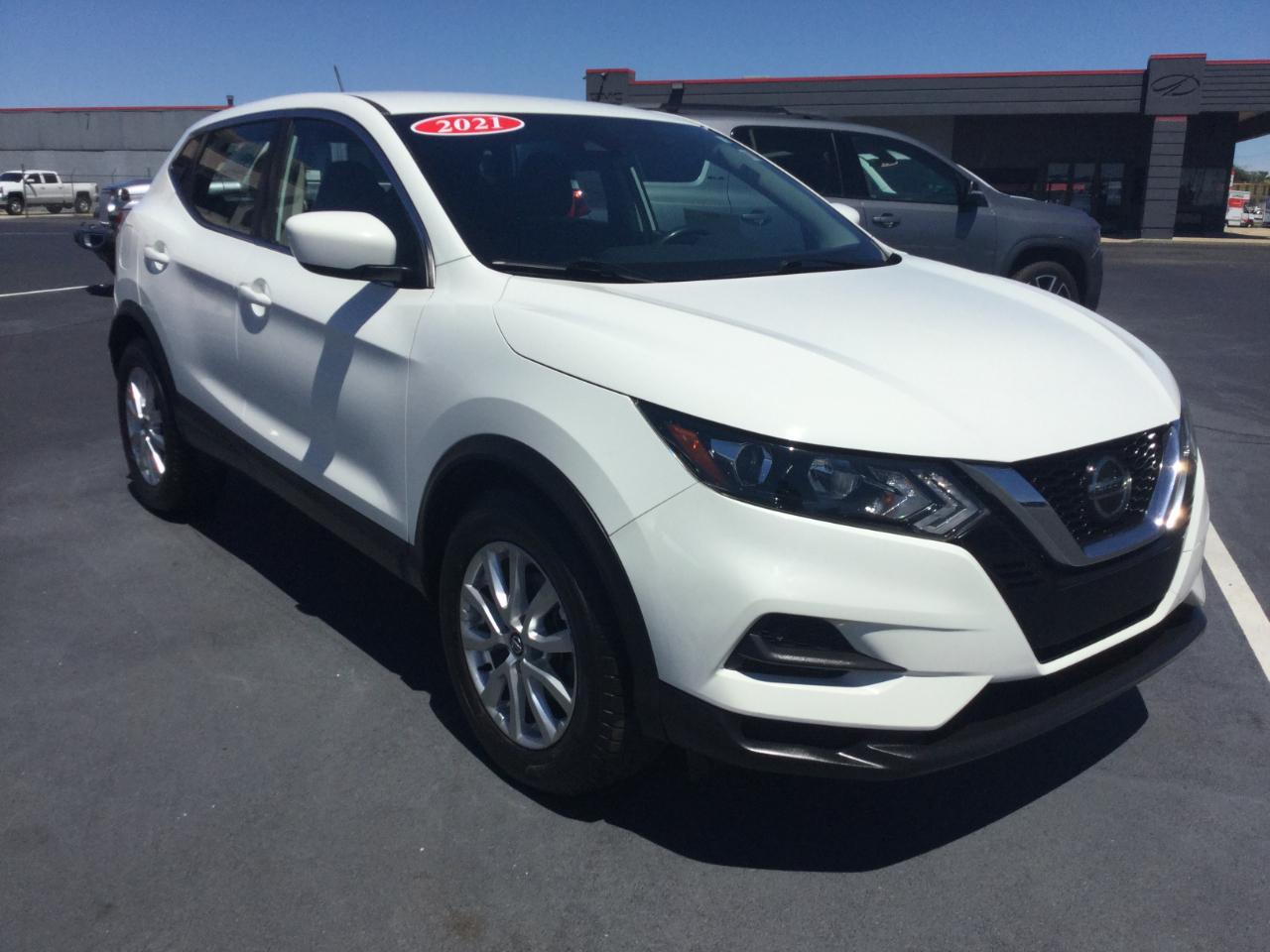 Nissan Rogue Sport FWD S 2021