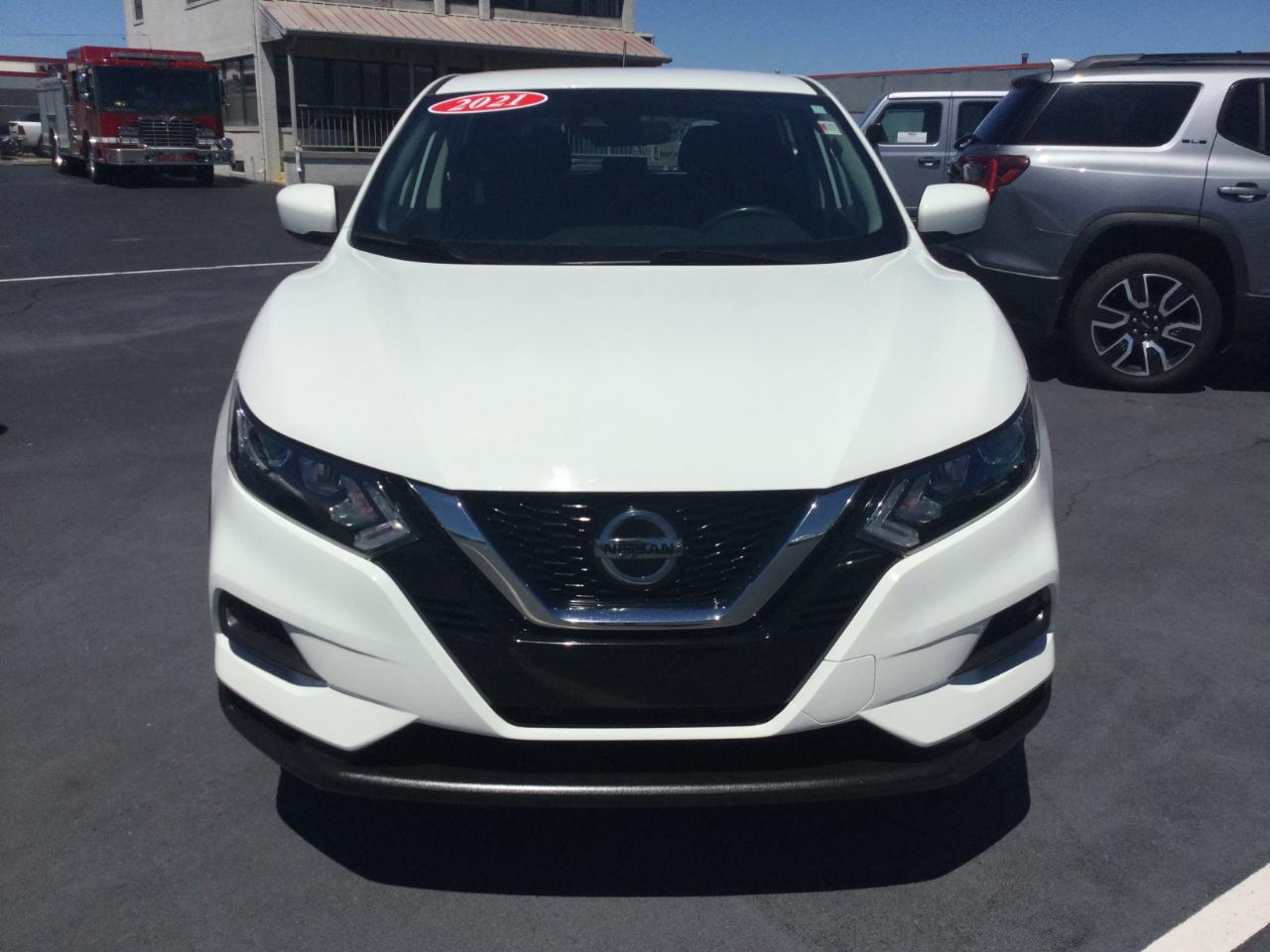 Nissan Rogue Sport FWD S 2021