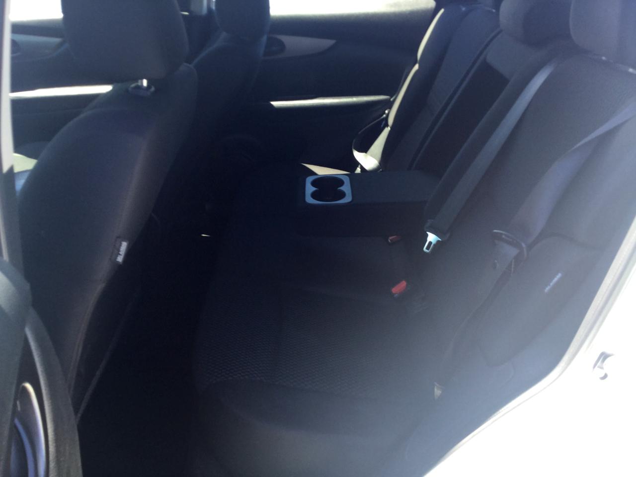Nissan Rogue Sport FWD S 2021