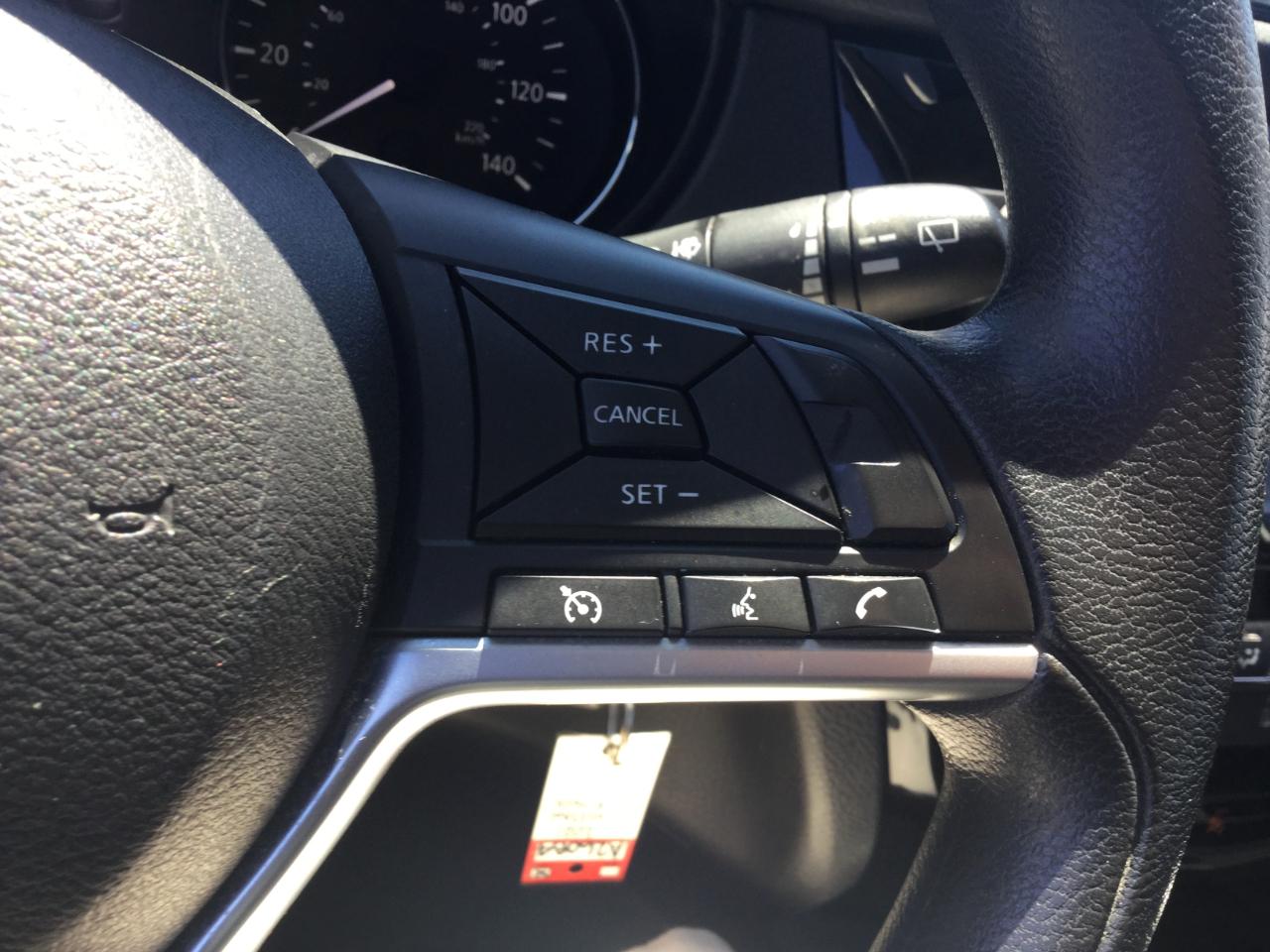 Nissan Rogue Sport FWD S 2021