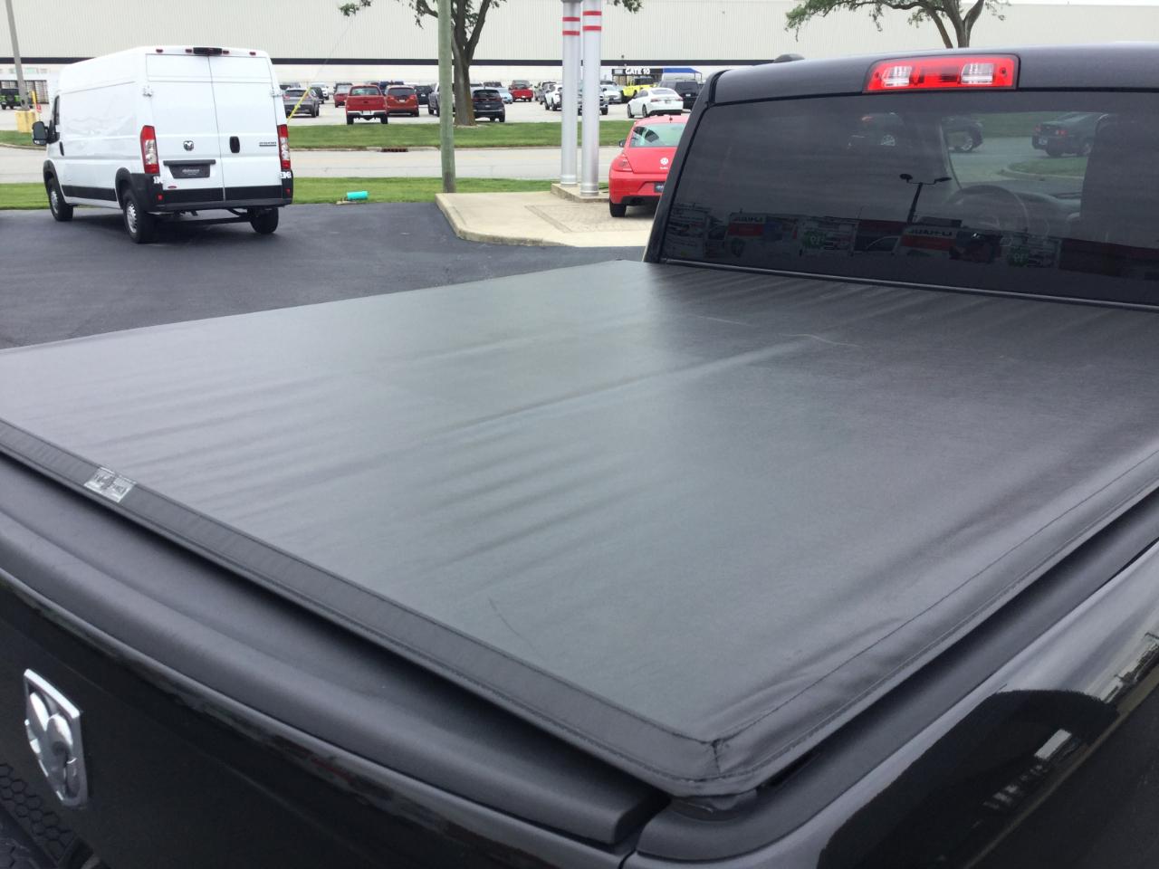 RAM 1500 2WD Quad Cab 140.5" Express 2015