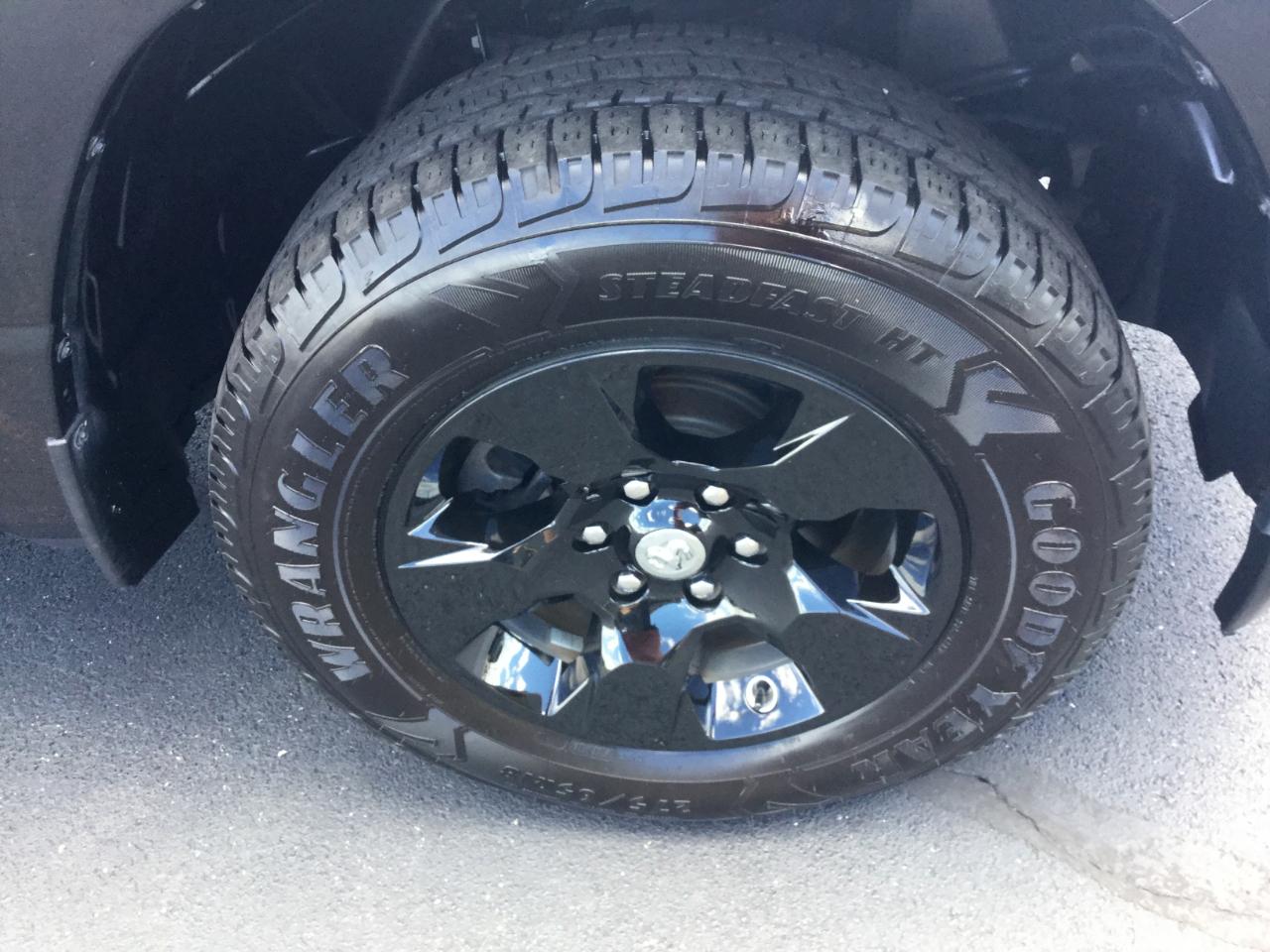 RAM 1500 Big Horn/Lone Star 4x4 Crew Cab 5'7" Box 2019