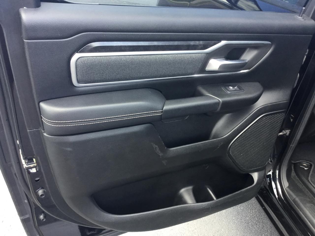 RAM 1500 Big Horn/Lone Star 4x4 Crew Cab 5'7" Box 2019