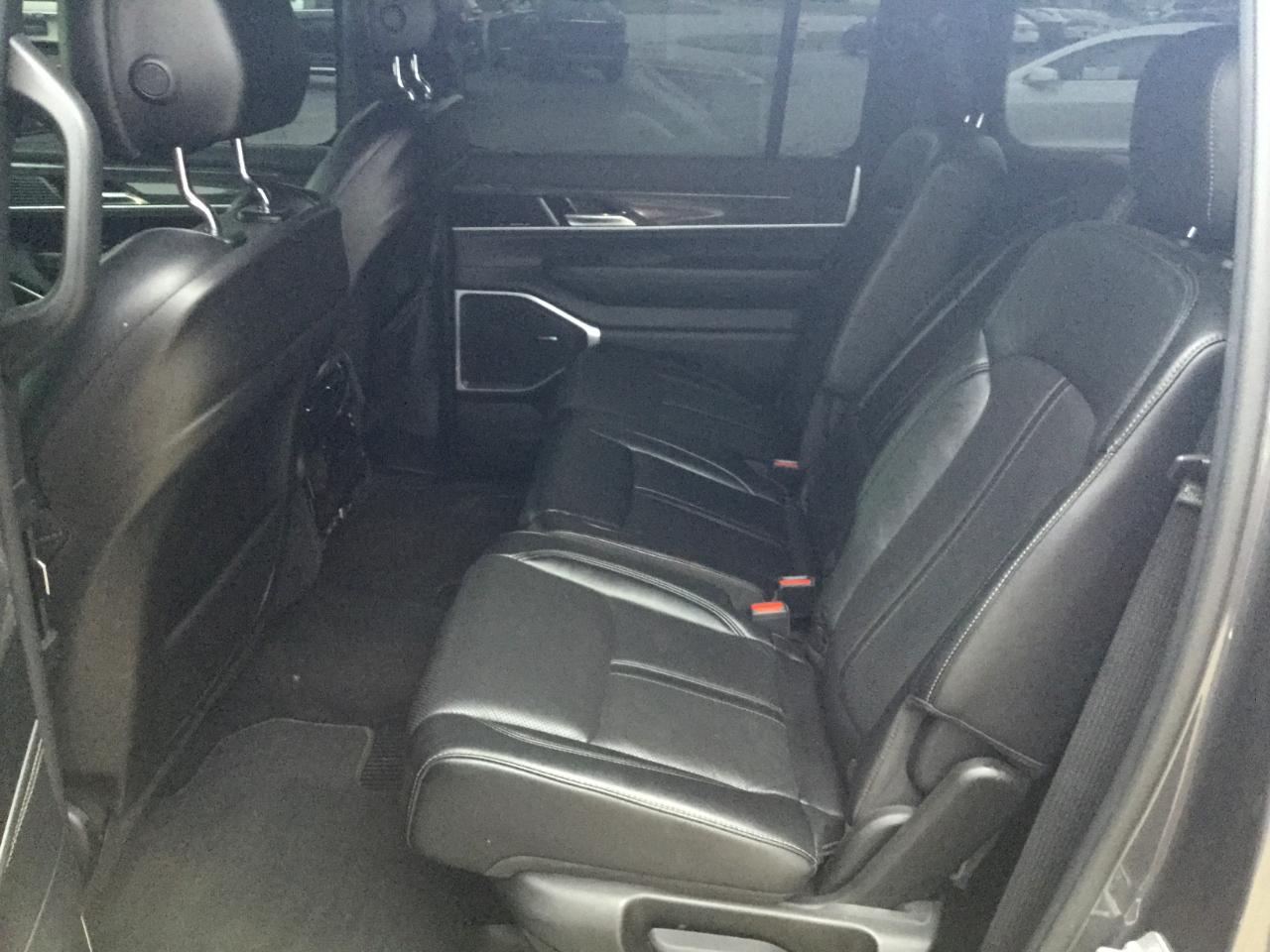 Jeep Wagoneer Series II 4x4 2022