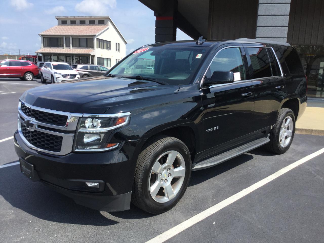 Chevrolet Tahoe 4WD 4dr LT 2017