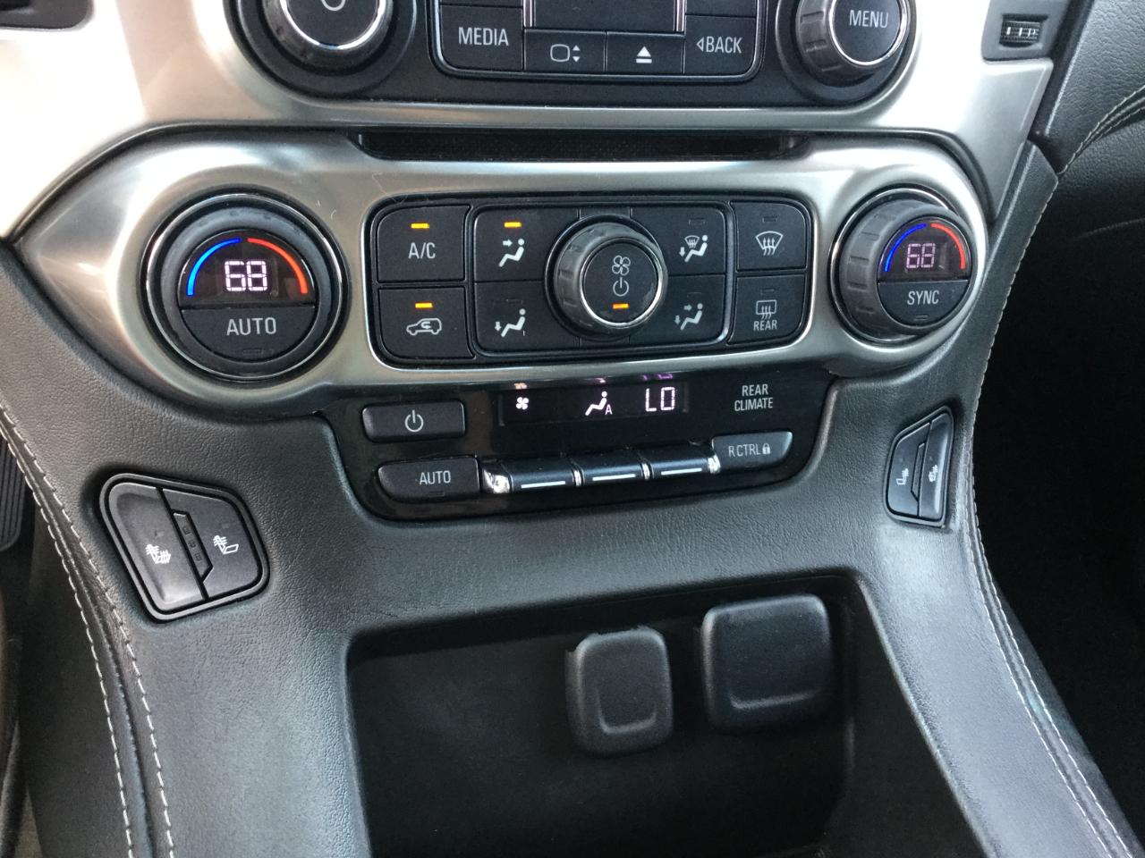 Chevrolet Tahoe 4WD 4dr LT 2017