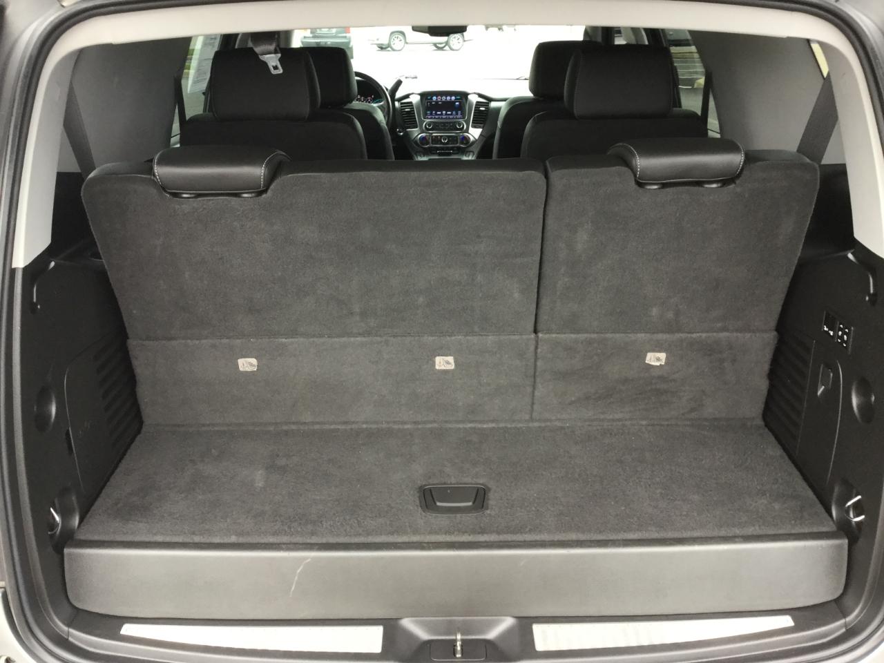 Chevrolet Tahoe 4WD 4dr LT 2017