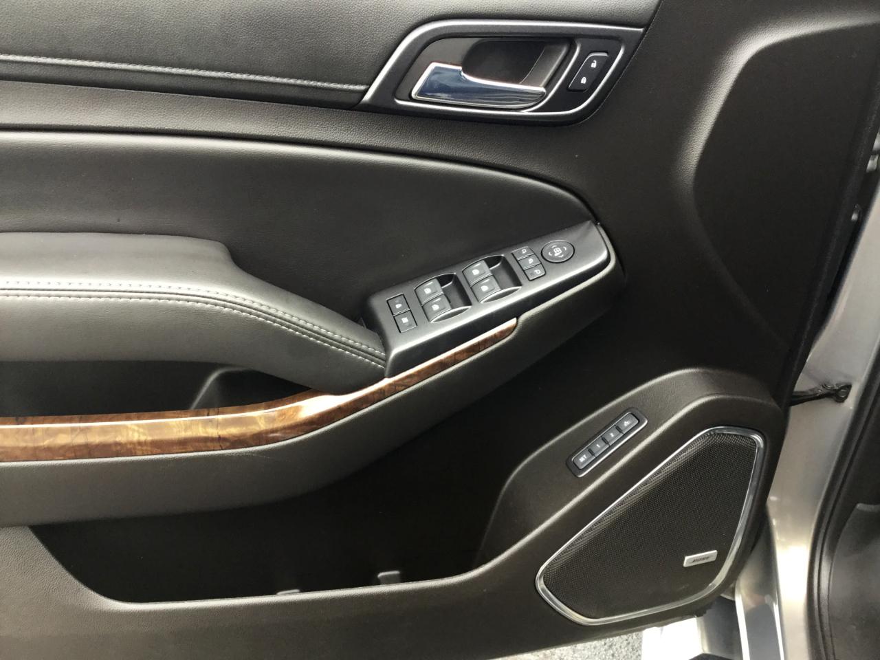 Chevrolet Tahoe 4WD 4dr LT 2017