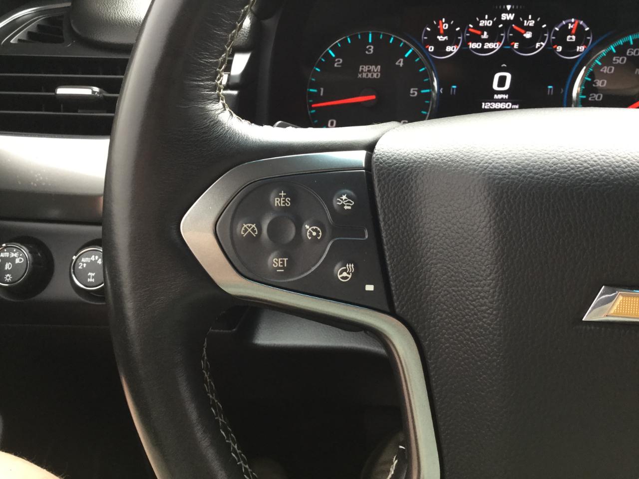 Chevrolet Tahoe 4WD 4dr LT 2017