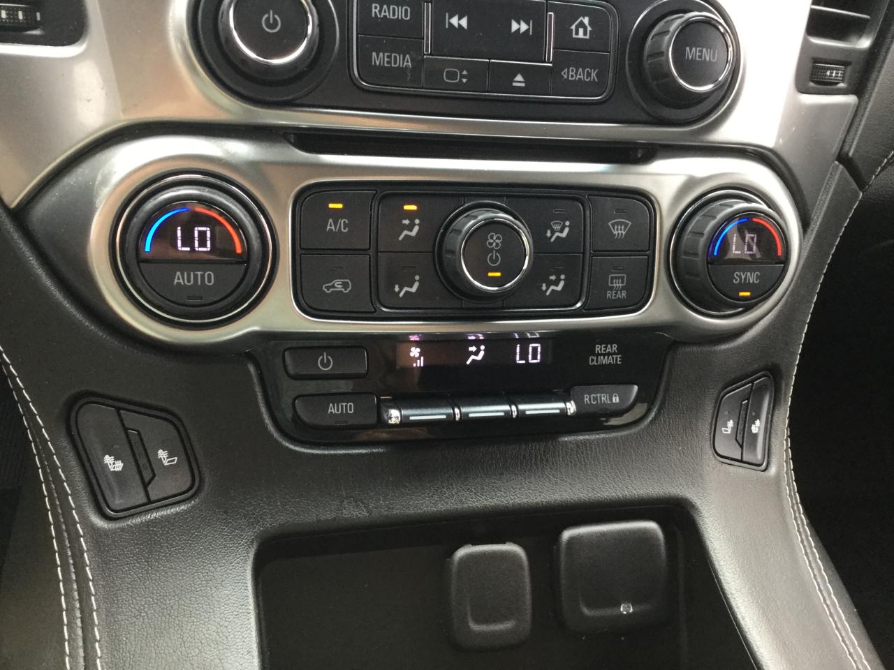 Chevrolet Tahoe 4WD 4dr LT 2017