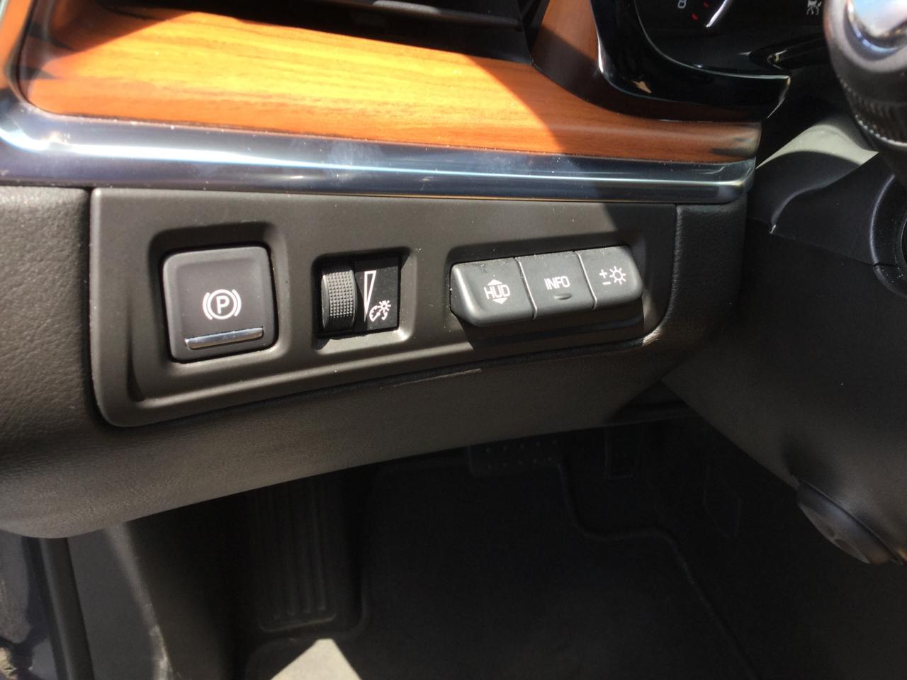 Cadillac XT5 AWD 4dr Platinum 2019