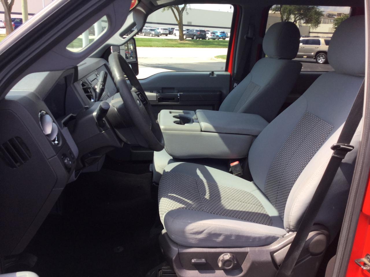 Ford Super Duty F-250 SRW 4WD Crew Cab 172" XLT 2016