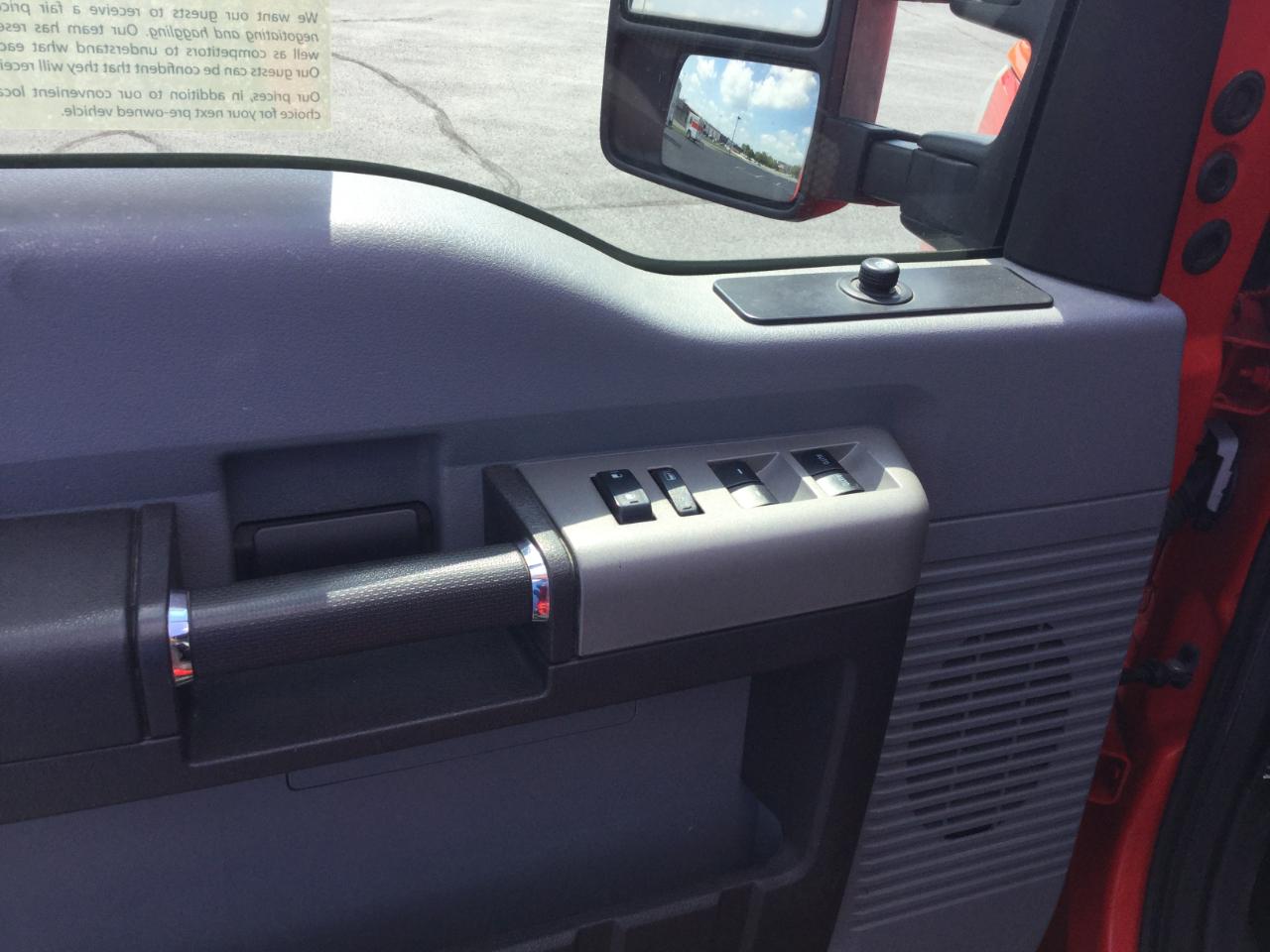 Ford Super Duty F-250 SRW 4WD Crew Cab 172" XLT 2016