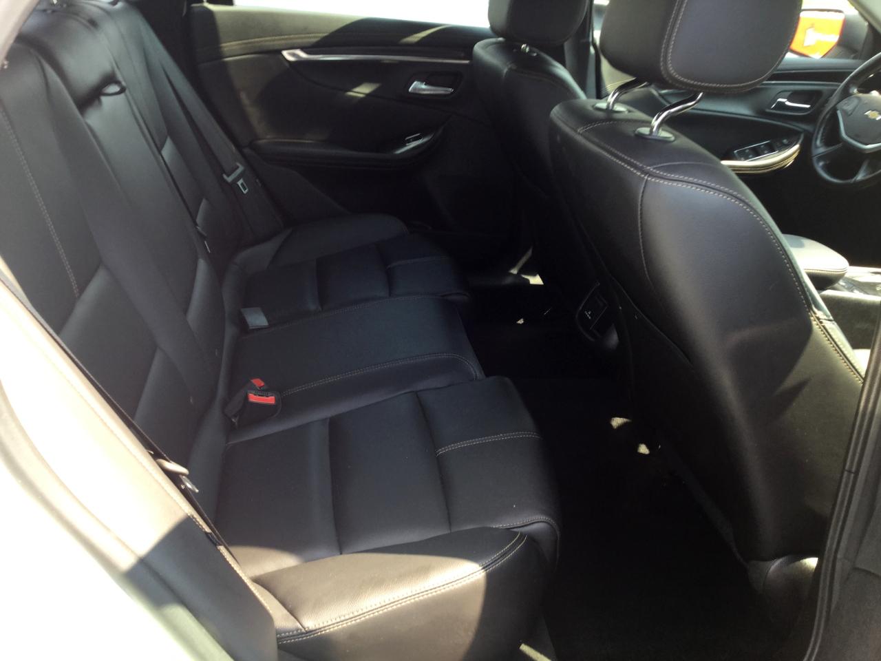 Chevrolet Impala 4dr Sdn LT w/1LT 2018