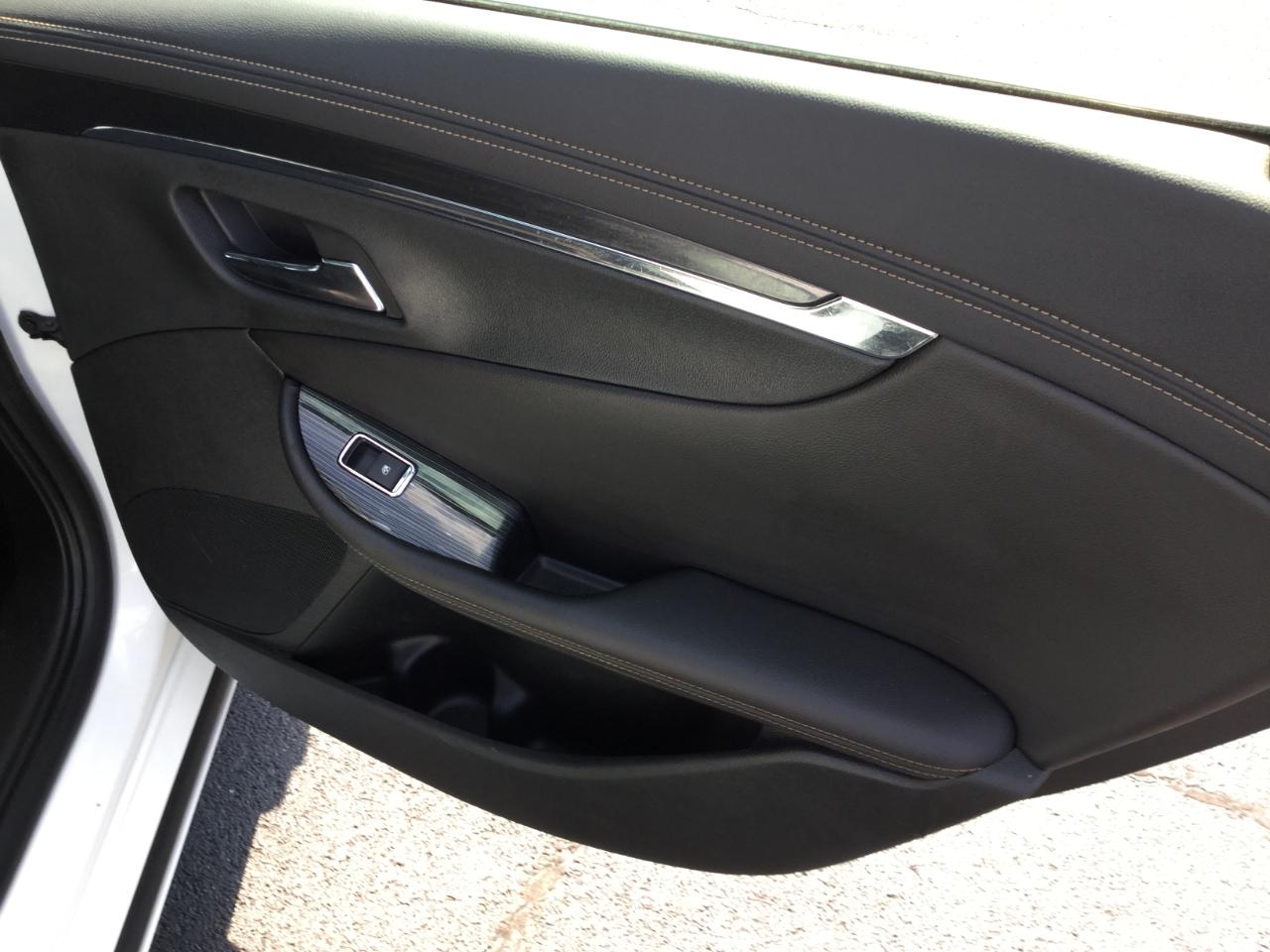 Chevrolet Impala 4dr Sdn LT w/1LT 2018