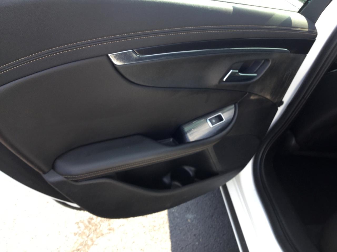 Chevrolet Impala 4dr Sdn LT w/1LT 2018