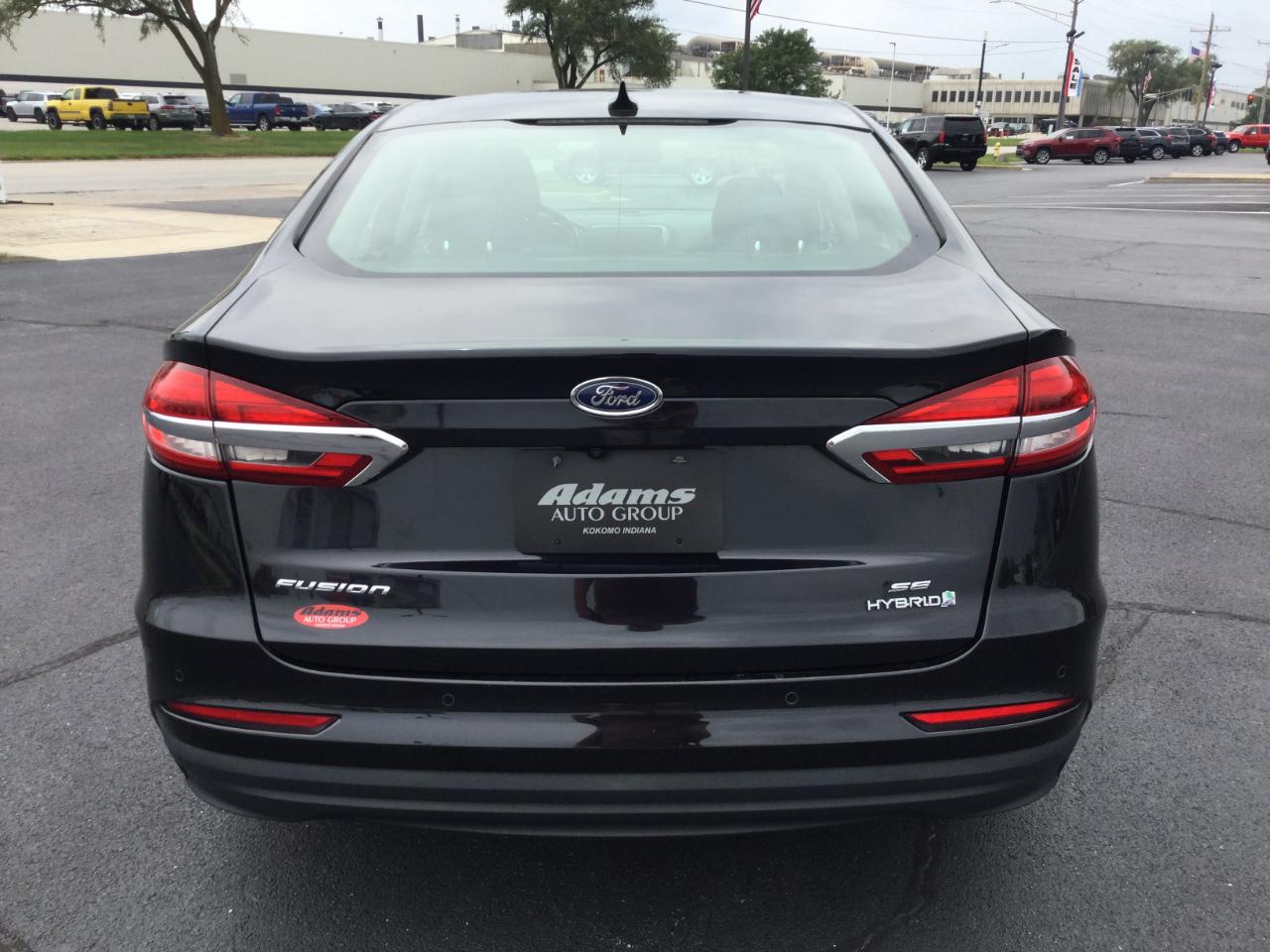 Ford Fusion Hybrid SE FWD 2019