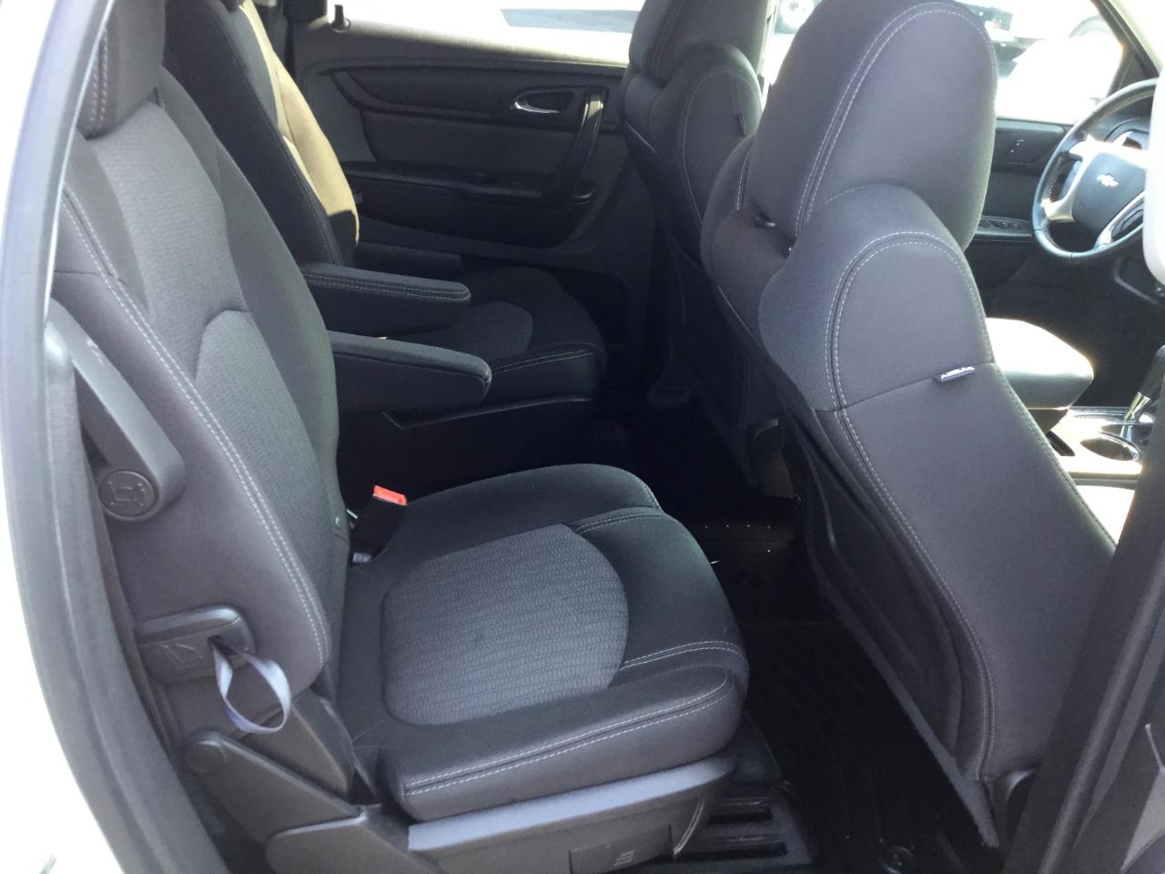 Chevrolet Traverse FWD 4dr LT w/1LT 2015