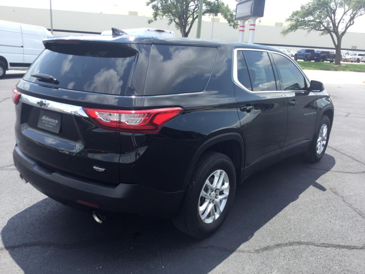 Chevrolet Traverse FWD 4dr LS w/1LS 2019