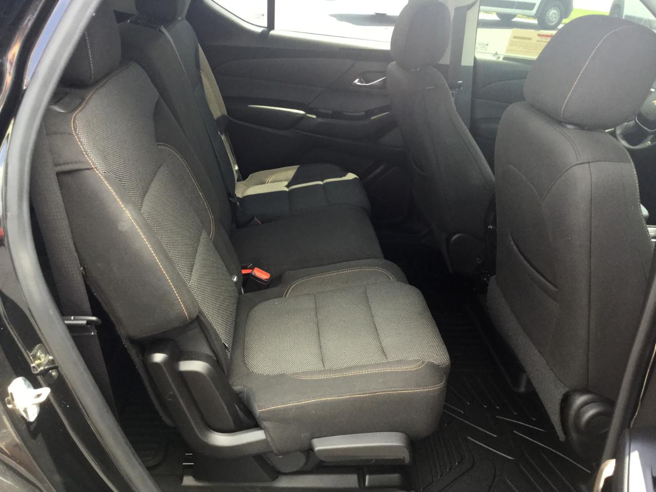 Chevrolet Traverse FWD 4dr LS w/1LS 2019