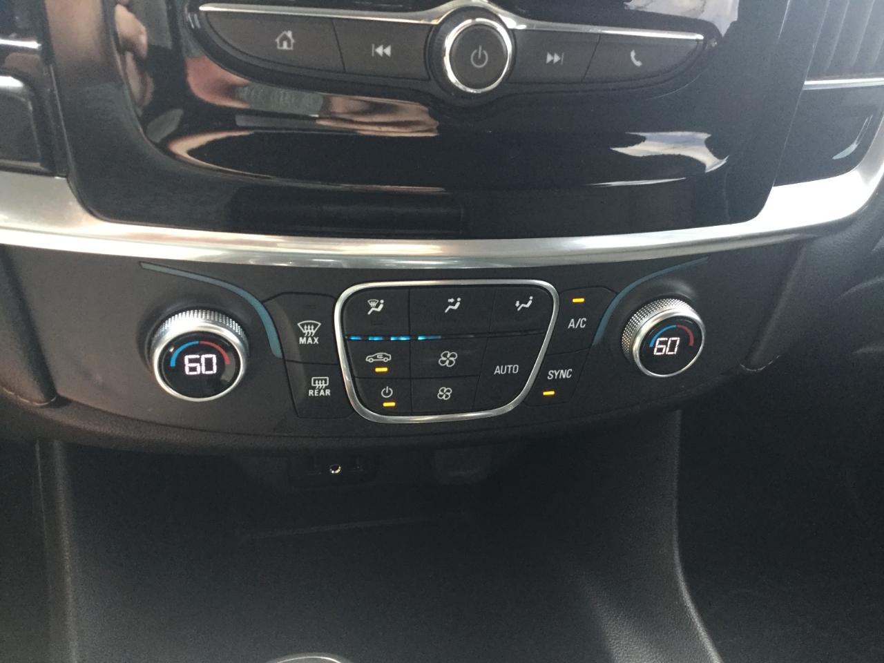 Chevrolet Traverse FWD 4dr LS w/1LS 2019