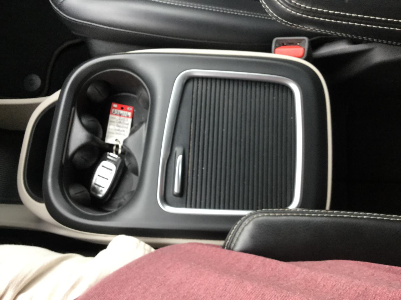 Chrysler Pacifica Touring L FWD 2023