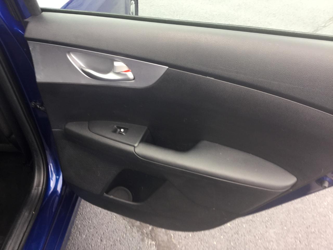 Kia Forte LXS IVT 2023