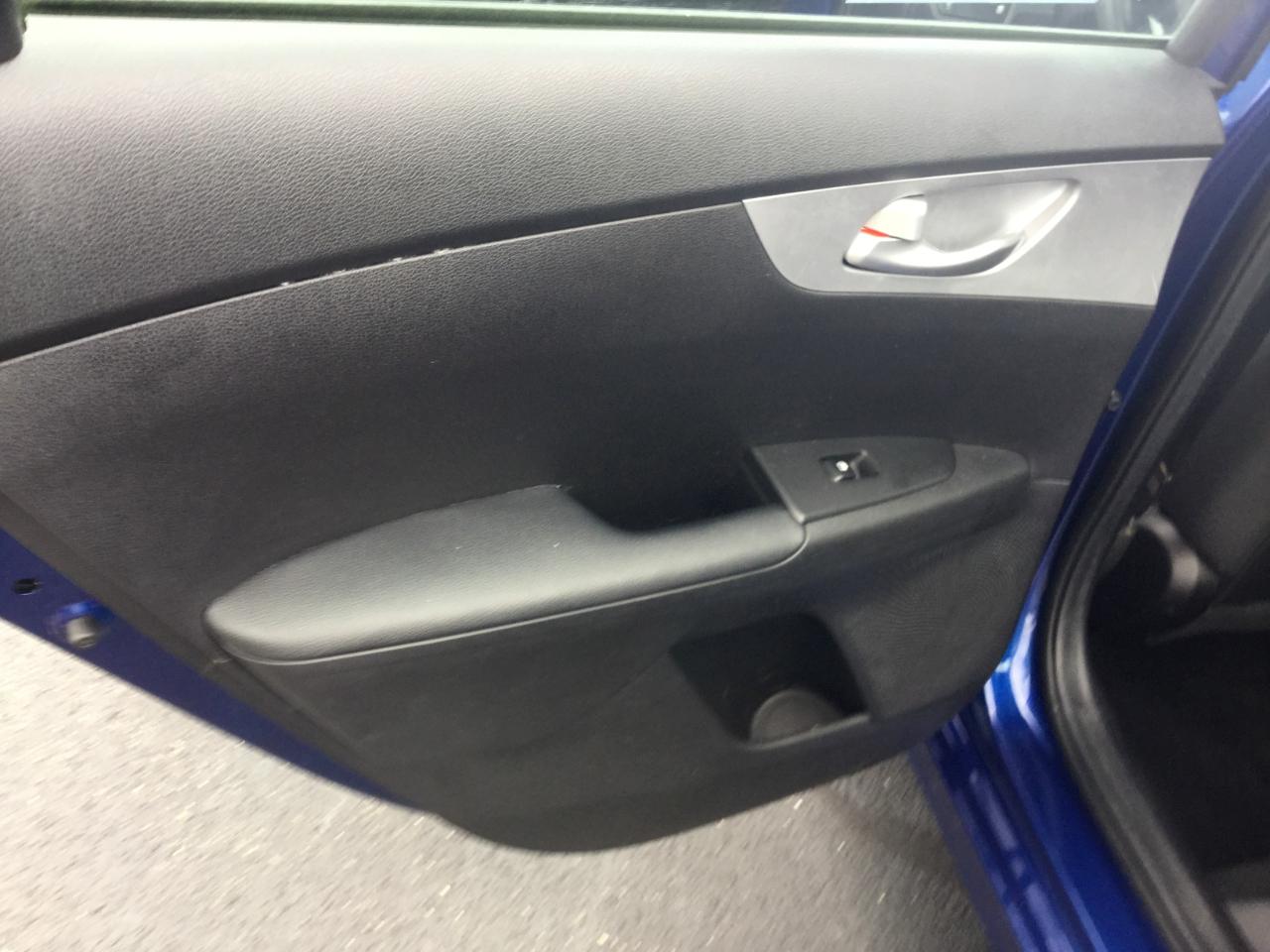 Kia Forte LXS IVT 2023