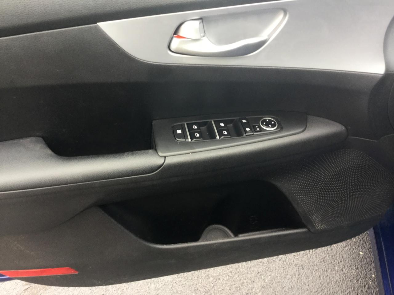 Kia Forte LXS IVT 2023