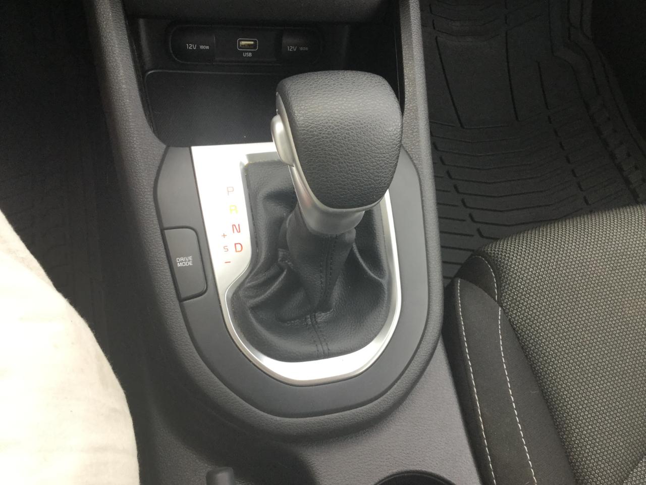 Kia Forte LXS IVT 2023