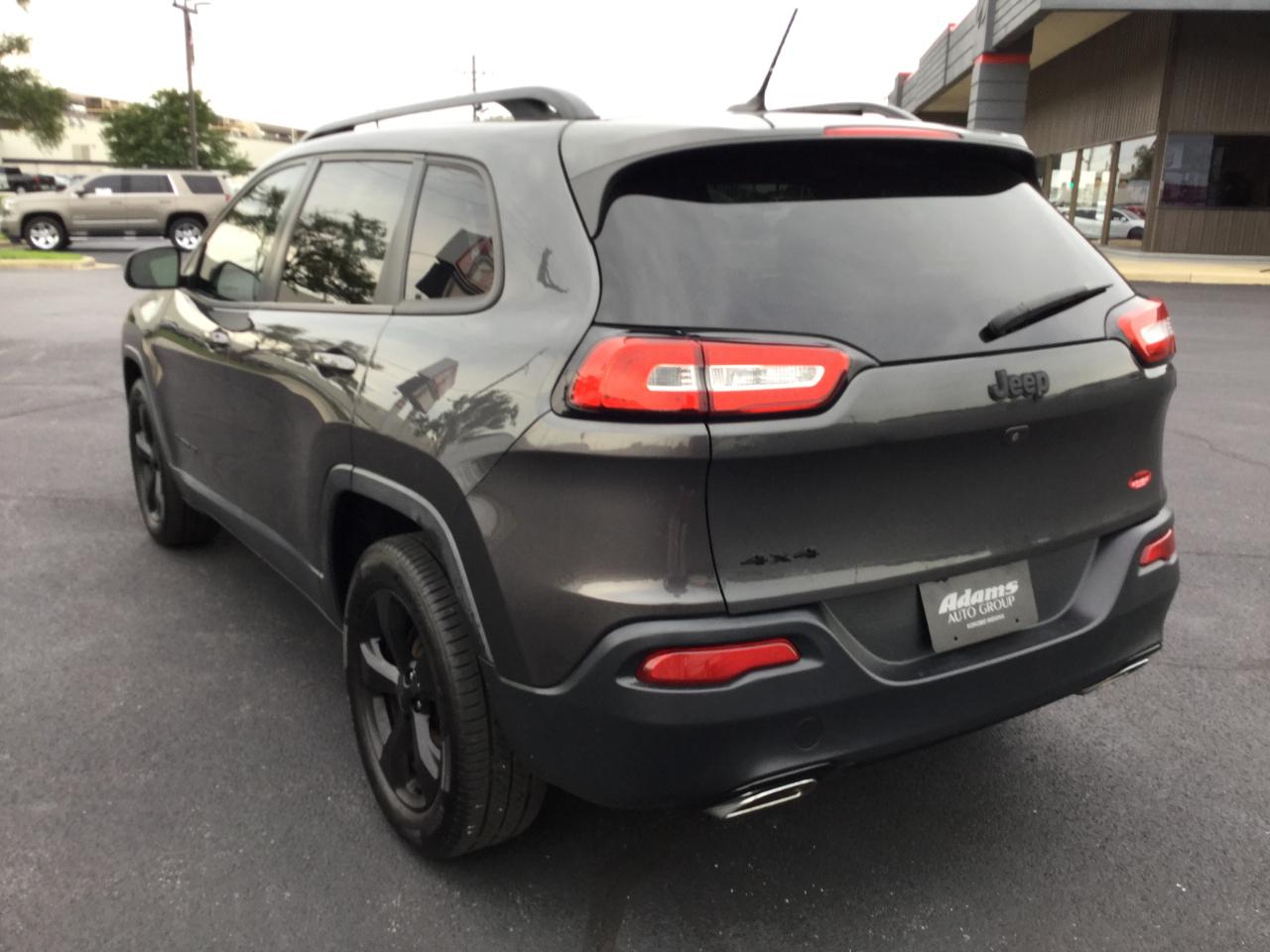 Jeep Cherokee 4WD 4dr Latitude Altitude 2015