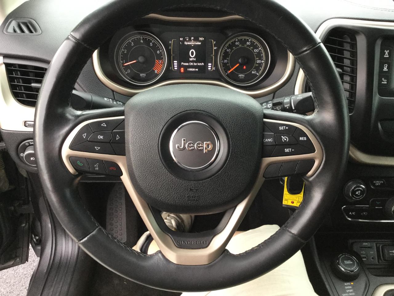 Jeep Cherokee 4WD 4dr Latitude Altitude 2015