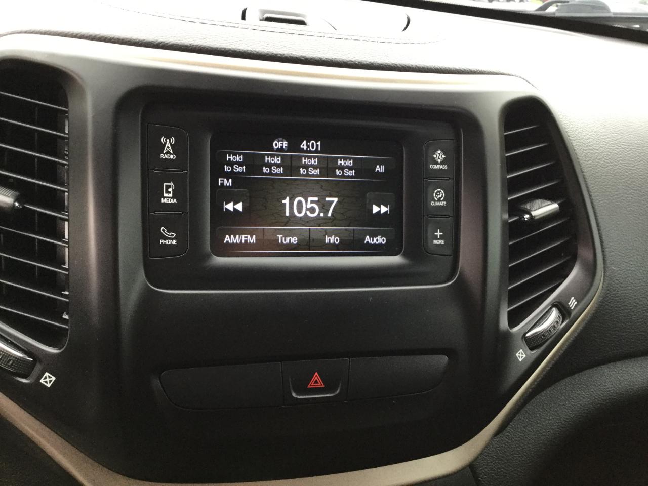 Jeep Cherokee 4WD 4dr Latitude Altitude 2015