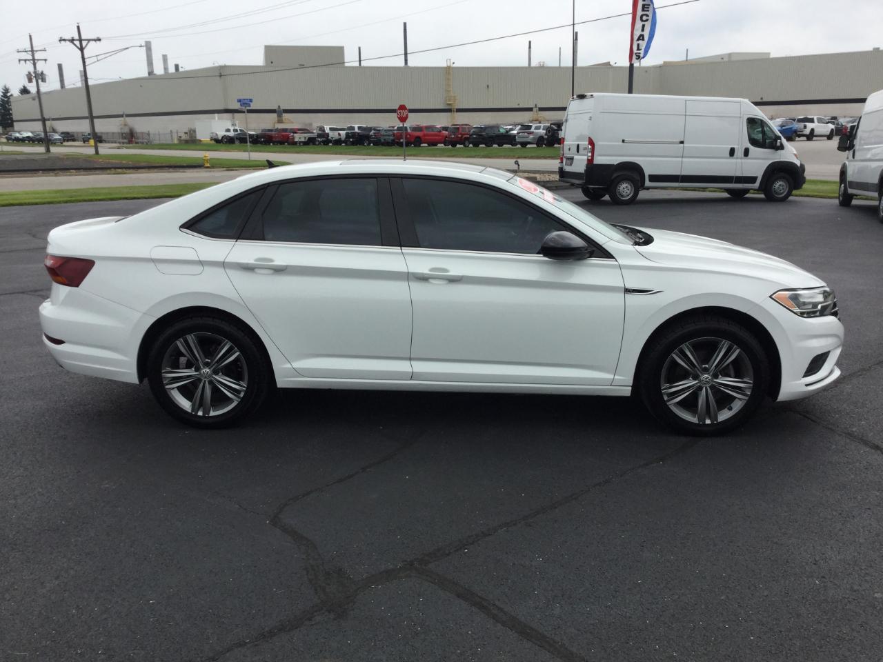 Volkswagen Jetta R-Line Auto w/ULEV 2019
