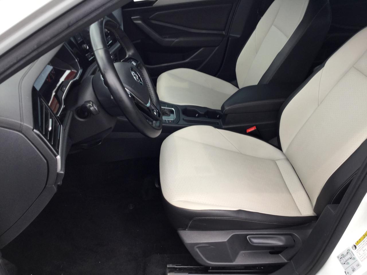 Volkswagen Jetta R-Line Auto w/ULEV 2019