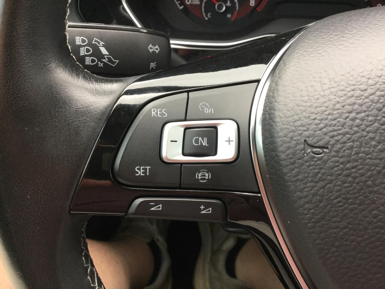 Volkswagen Jetta R-Line Auto w/ULEV 2019